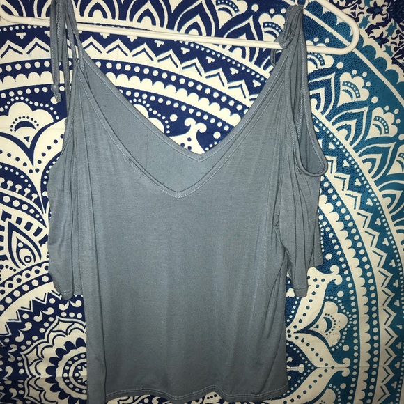 Cute tie t-shirt - Picture 2 of 4